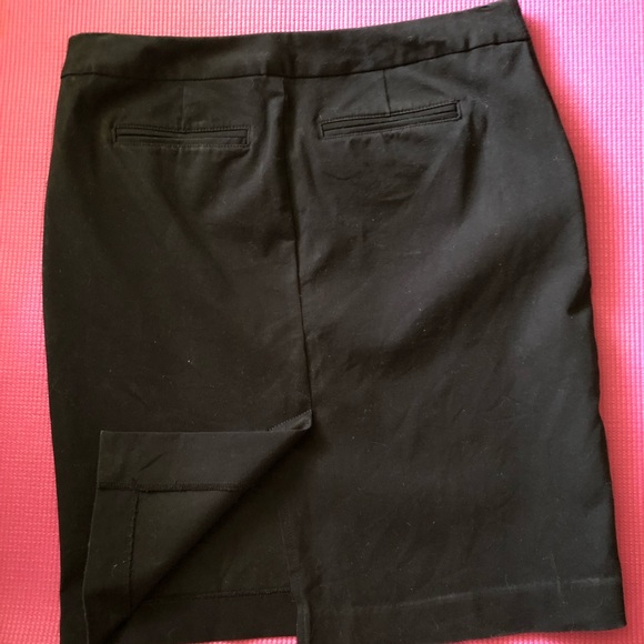 GapStretch Black A-Line Skirt Size 4 - Picture 3 of 5